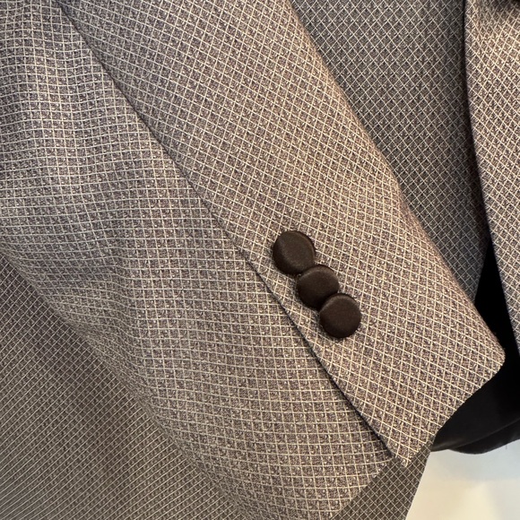 Egara Men’s suit/tux jacket - Picture 3 of 5